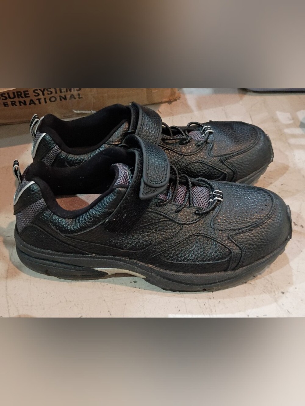Like New Dr Comfort Diabetic Sneakers